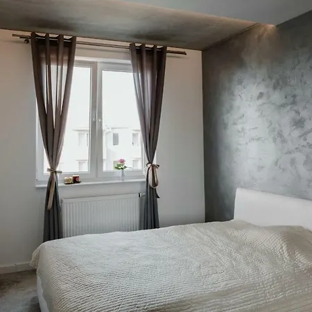 Apartment Luxury Apartament For Cop24 *